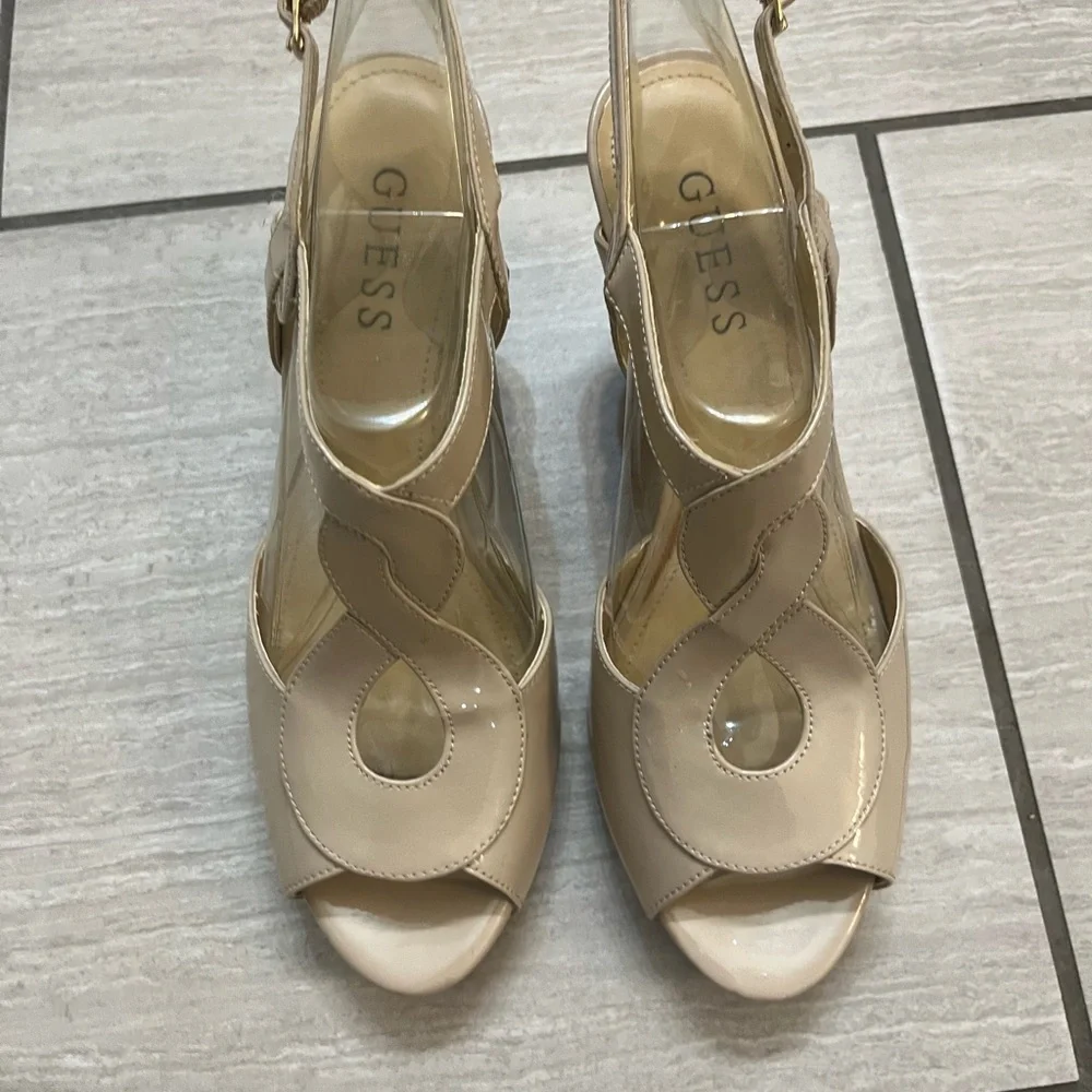 Guess Women’s 7.5 Elegant Beige Wedge Sandals